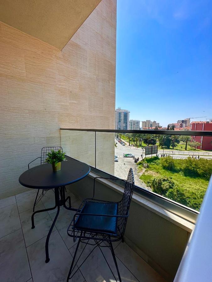 Мamma Mia Аpartments Lägenhet Budva Exteriör bild